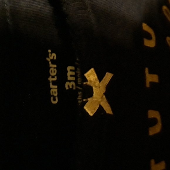 Nwt Carter's onesie - Picture 3 of 5
